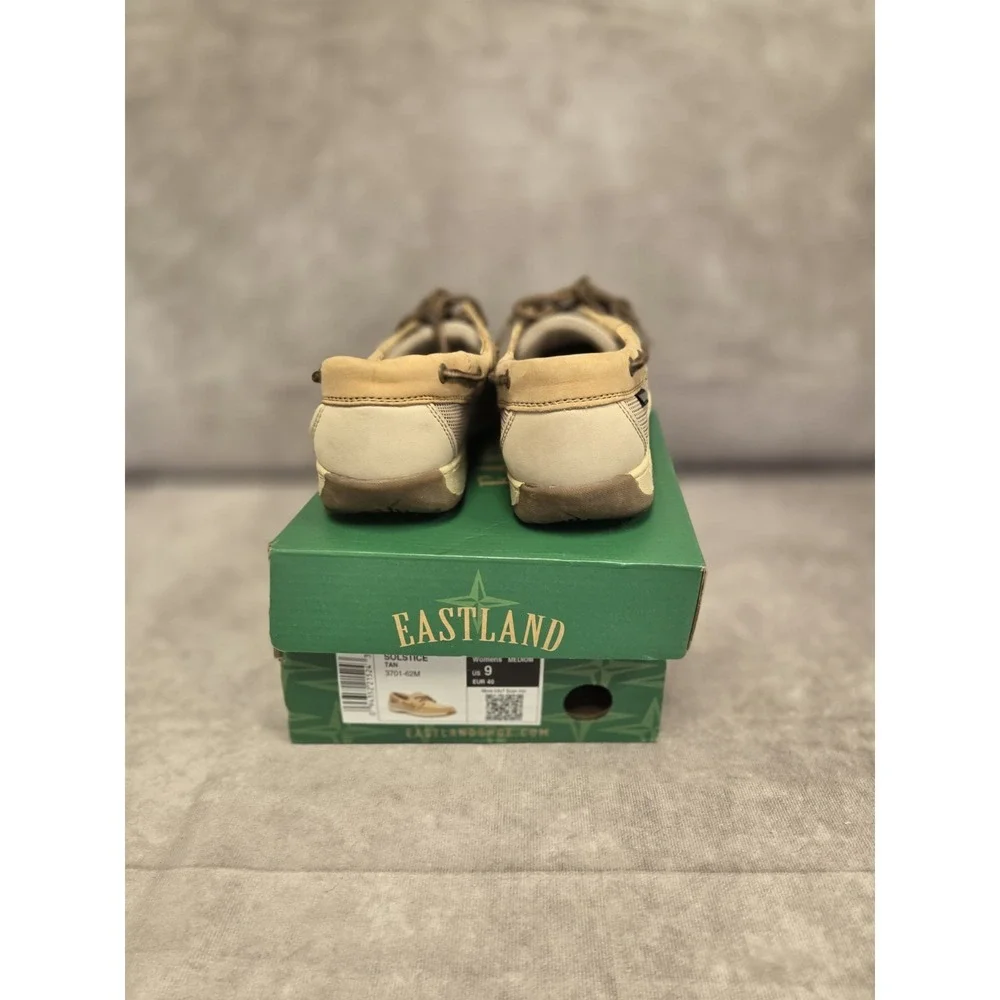 Eastland Womens Sz 9 Tan Boat Shoes